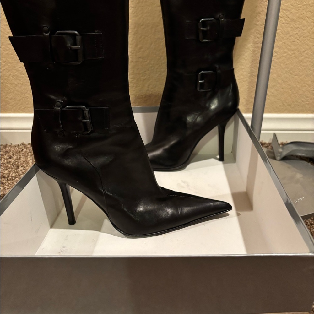 Charles David Black Heeled Boots-Italian leather - Picture 3 of 7